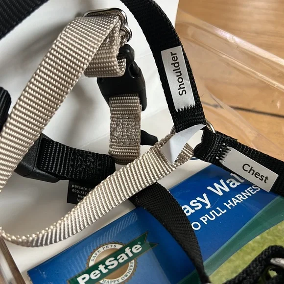 Pet safe no pull harness for small dogs - Picture 6 of 6